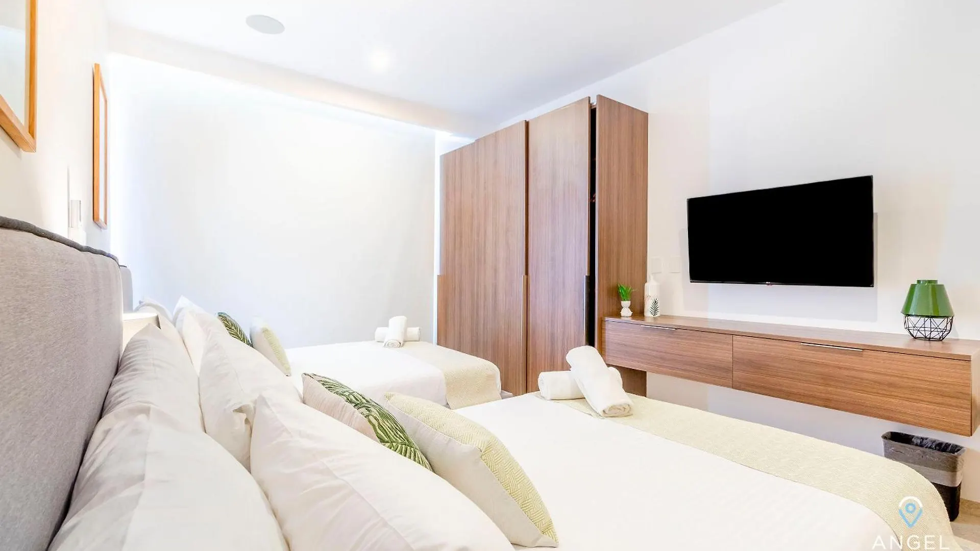 The Shore Condos Near 5Th Ave Playa del Carmen