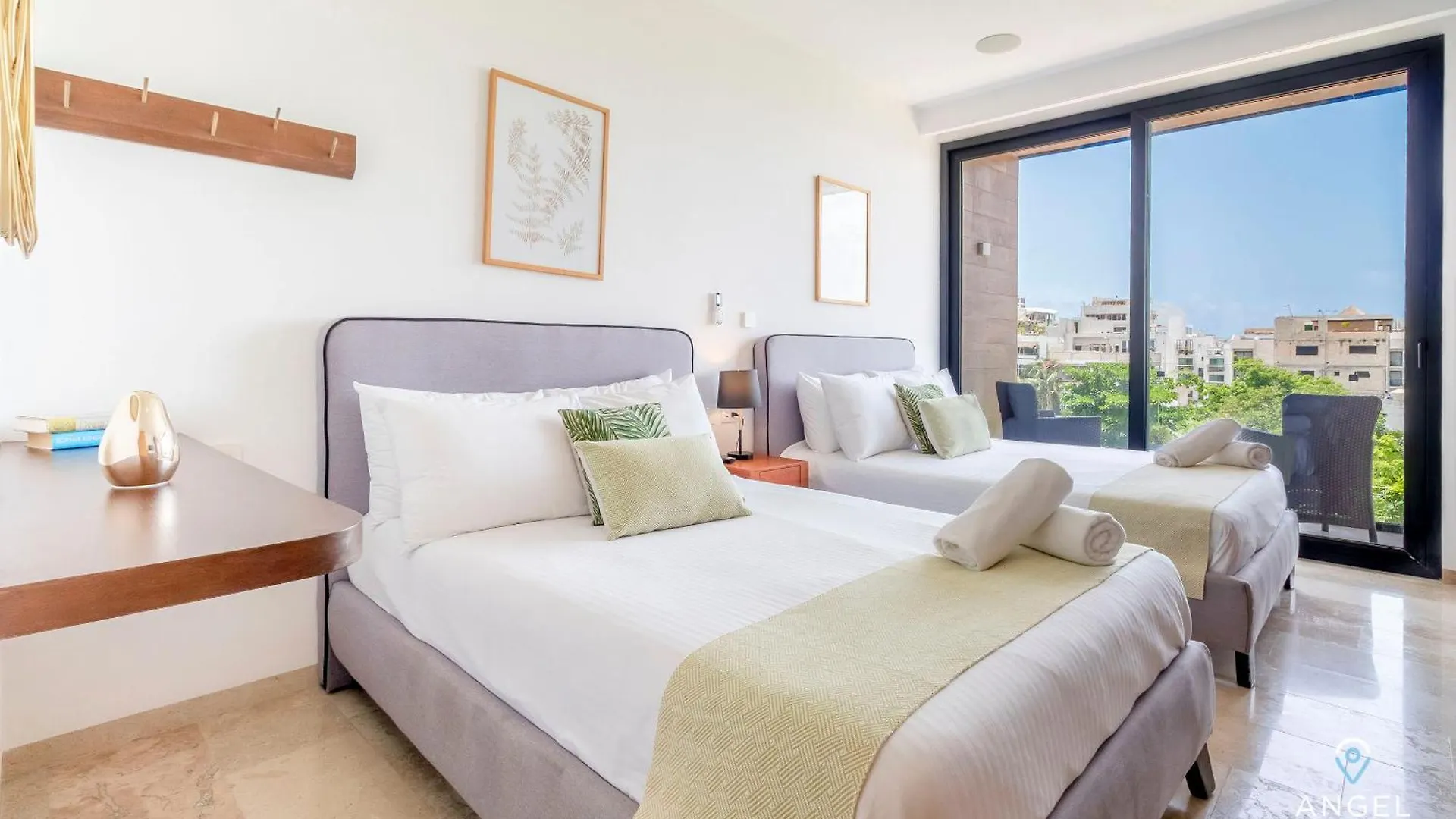The Shore Condos Near 5Th Ave Playa del Carmen